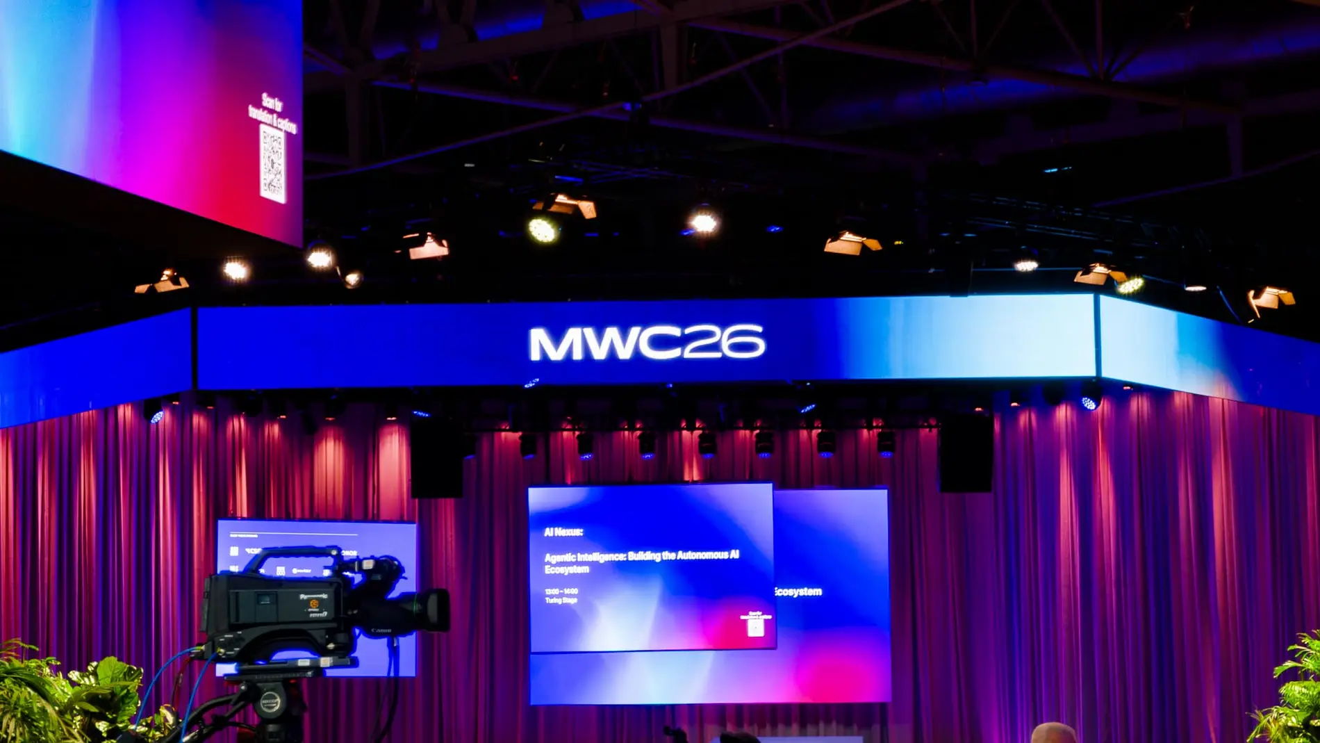 MWC はバルセロナで 20 周年を迎え、207 か国から 105,000 人の参加者と 2,900 を超える出展者が集まります