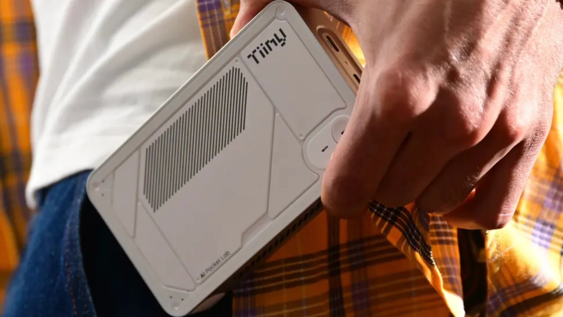 これは世界最小のAIスーパーコンピュータです