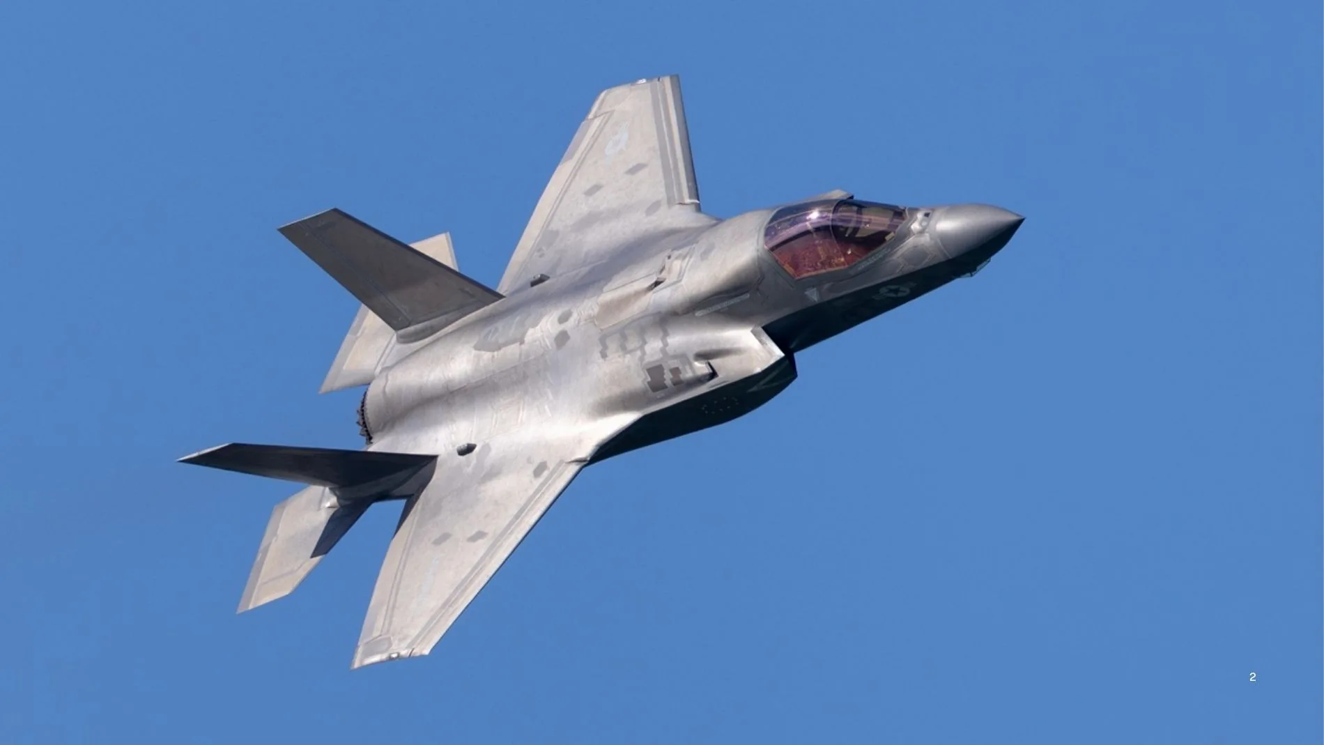 戦場を支配し、国の誇りとなる