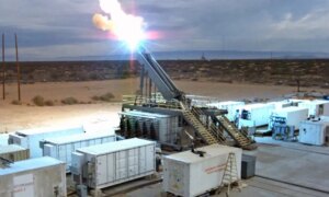 米国、時速8,600kmで極超音速発射体を発射する電磁砲の実験を再開