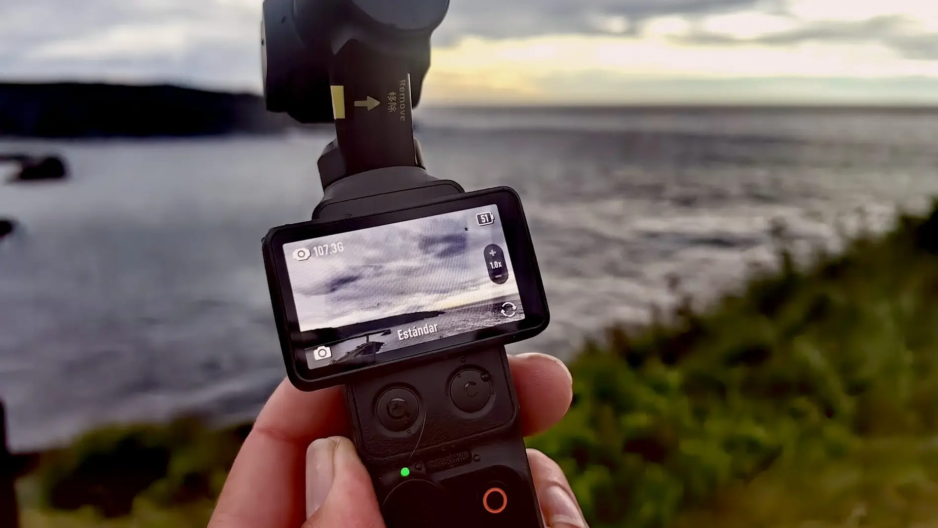 DJI Osmo Pocket 4、マルチメディア コンテンツのスイス アーミー ナイフ