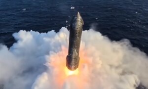 スペースXは今月再びスターシップを打ち上げ、初めて陸上に着陸したいと考えている