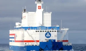 世界で唯一の水上原子力発電所、ロシアがさらに4基建設、国際審査を通過