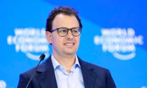 Anthropic CEO、セキュリティ対策が更新されるまで AI 開発のペースを遅らせるよう要請