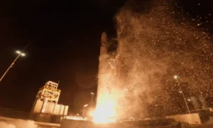 3 人の学生によって設立されたドイツの企業が最初のロケットを軌道に乗せることに成功し、ヨーロッパへの新しい宇宙航路を切り開く