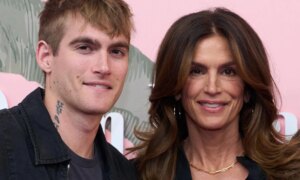 シンディ・クロフォードの息子であるプレスリー・ガーバーが依存症の治療に使用した物質、イボガインとは何ですか
