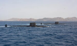 スペインの2隻の最高の潜水艦がモロッコにメッセージを送る