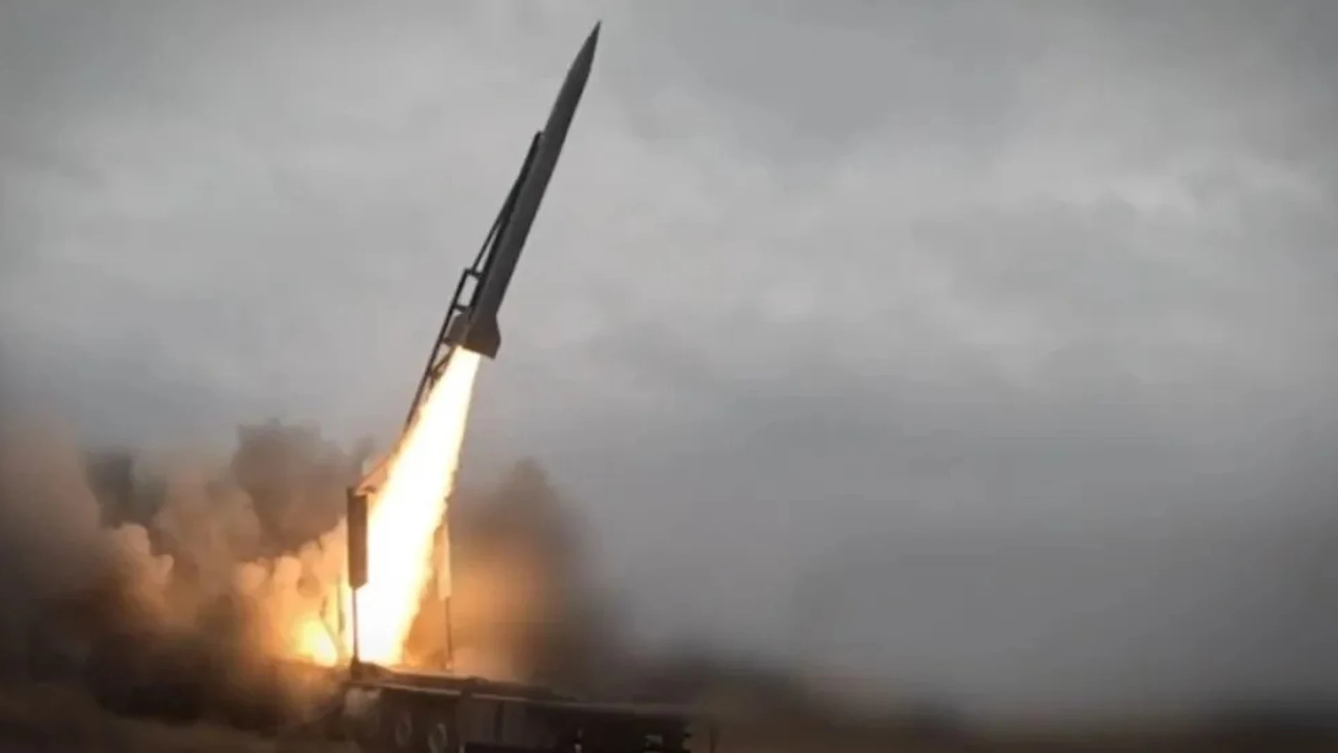 ウクライナ、250キロ離れた目標を攻撃できる独自のFP-7弾道ミサイルを実戦配備