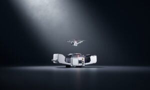 ドック 4: DJI はドローンを常に空中に保つという課題を解決します