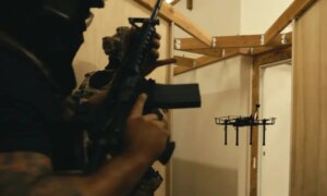 米国、建物内での戦闘に2万1000機の攻撃用ドローンを発注