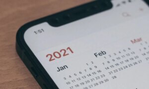 携帯電話を使わずに手書きでカレンダーを書く人について心理学が語ること