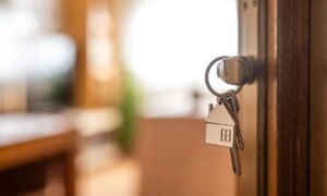 都市賃貸借法はこれを裏付けており、テナントがこのような行為をした場合、所有者は賃貸契約を解除することができます。