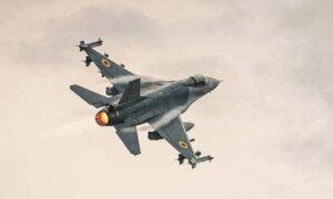 ロッキード・マーティン、ロシアの無人機やミサイルと戦うためにウクライナに適応したバージョンのF-16を提案