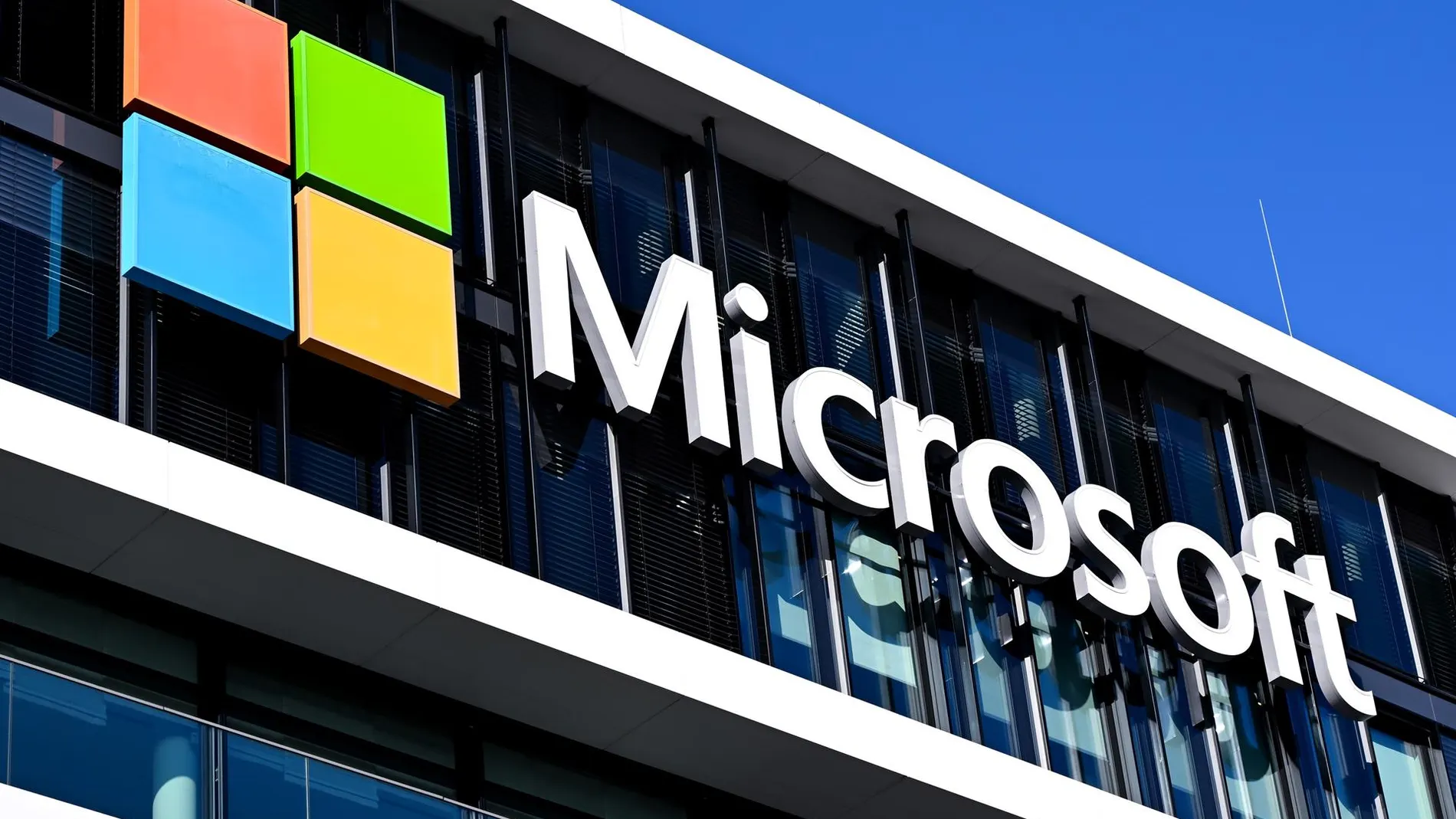 Microsoftは「最先端のAIモデルは、その起源に関係なく信頼できない」と警告