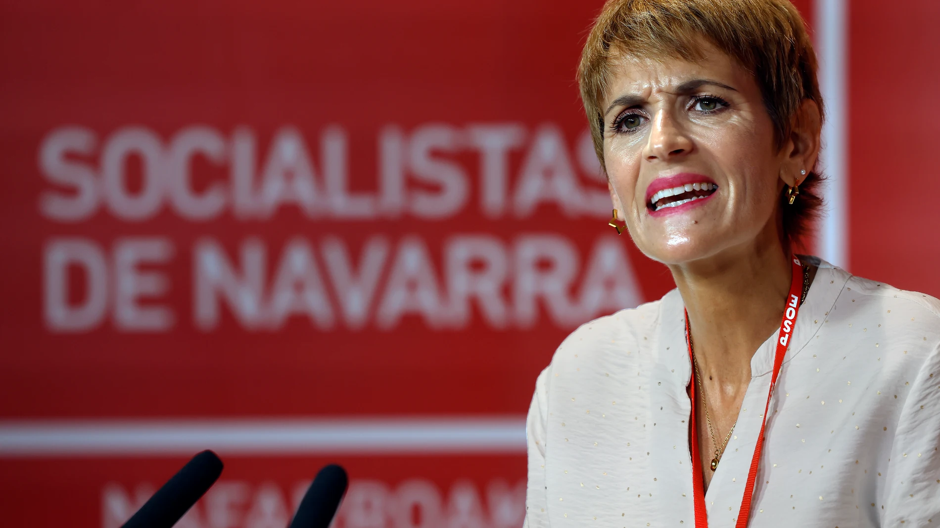 マリア・チビテ、ナバラ州国家警察を「追い詰める」：「彼らは私たちを裏口から追い出そうとしている。惨めだ」