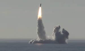 ロシアは潜水艦から大陸間弾道ミサイルを発射できることを実証したばかりだ