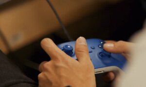 米国はホルムズ海峡でレーザー兵器システムをテスト…Xboxタイプのコントローラーを使用