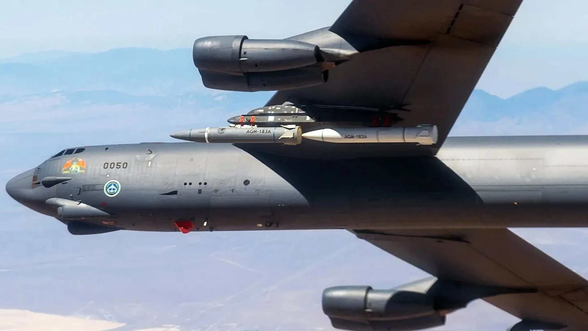 米空軍、3年前に中止しかけた後、初の極超音速ミサイルの製造を委託